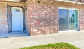 14069 Vista Dr, Armona, CA 93202