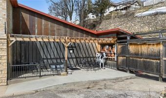201 N Main St, Alma, WI 54610