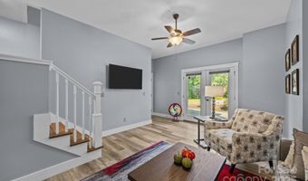 2 Wood Path Ln, Arden, NC 28704