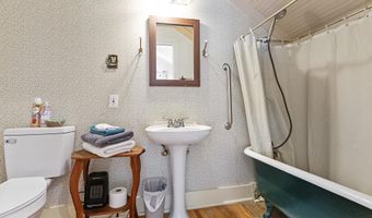 300 Swallow Pl, Alamogordo, NM 88310