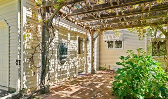 27 RAPHAEL Rd, Hockessin, DE 19707