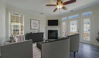 42550 SUNSET RIDGE Sq, Ashburn, VA 20148