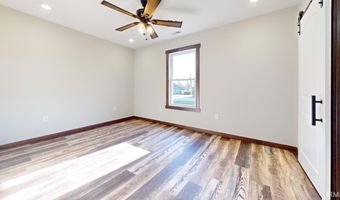 312 E 4th St, Bicknell, IN 47512