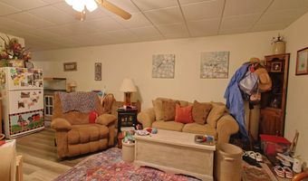 200 WOODS Ln, Anna, IL 62906