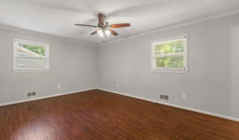 36 Annandale Dr, Boiling Springs, SC 29316