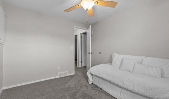 324 W SUNSET Ave, Appleton, WI 54911