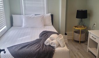 105 N Windsor Ave, Atlantic City, NJ 08401