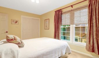 2540 S WALTER REED Dr #4, Arlington, VA 22206