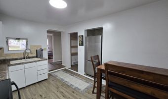 607 N BLUFF St, Albany, IL 61230