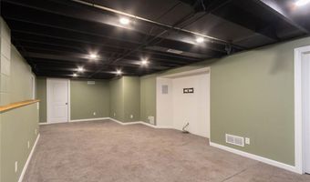 805 31st Ave, Middle Amana, IA 52203