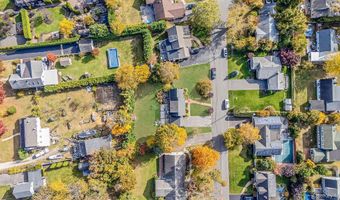 50 Mole Pl, Amityville, NY 11701