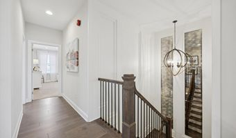 4 WHITE FIELD Ct, Ambler, PA 19002