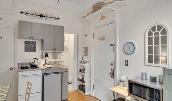 290 Commonwealth Ave 8, Boston, MA 02115