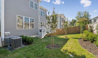 10010 FLEMING Ave, Bethesda, MD 20814