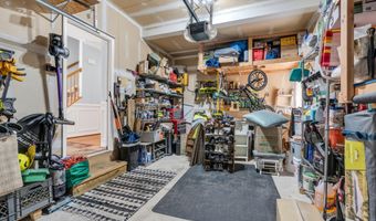18 Foxmoor Ln, Bayville, NJ 08721