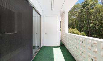 143 Hoffman Ave 205, Cranston, RI 02920