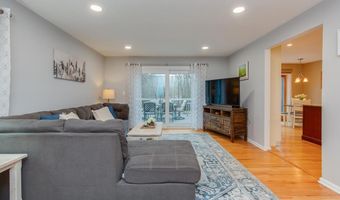 37 Standish Way, Amherst, NH 03031