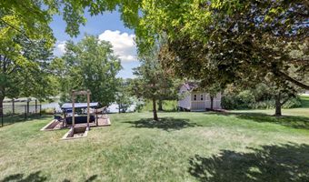 7370 158th St W, Apple Valley, MN 55124