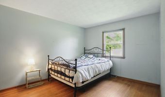 1914 S Avon Ave, Avon, IN 46123
