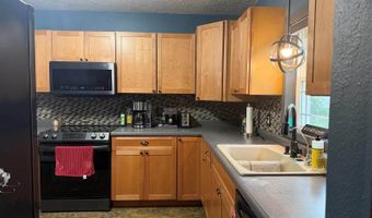 411 N 8th St, Akron, IA 51001