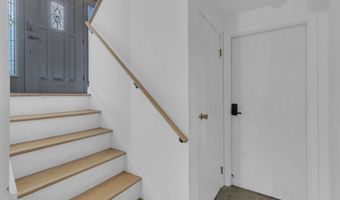 41 Elbow Hill Rd, Brookfield, CT 06804