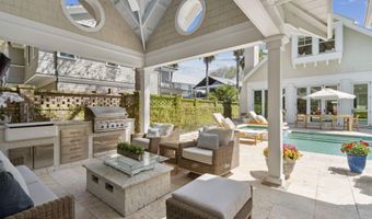 357 12TH St, Atlantic Beach, FL 32233