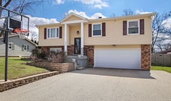 2205 Rolling Ridge Ln, Lindenhurst, IL 60046