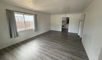 1715 School St, Anderson, CA 96007