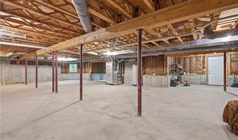 7 Foxwood Dr, Lincoln, RI 02865