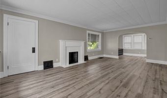 881 Valdes Ave, Akron, OH 44320