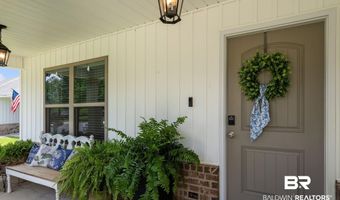 124 Cottage Ln, Atmore, AL 36502
