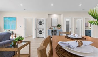 240 Kalama St, Kailua, HI 96734