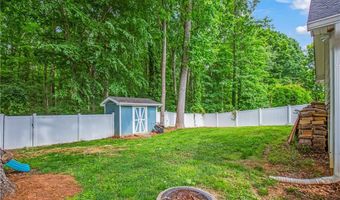 130 Spring Park Ct, Clemmons, NC 27012