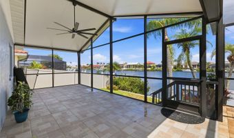 831 CHIPAWAY Dr, Apollo Beach, FL 33572
