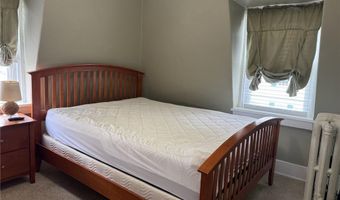 4 Hammond St 5, Newport, RI 02840