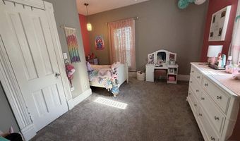 1004 15th St, Aurora, NE 68818