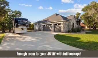 168 Bobby Lynn, Adkins, TX 78101