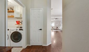 300 Meadow View Ln, Anna, TX 75409