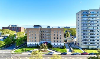 500 Deal Lake Dr 2D, Asbury Park, NJ 07712