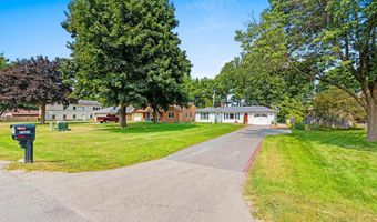 2323 PALISADES Dr, Appleton, WI 54915