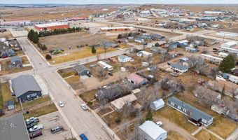 815 Aurora St, Belle Fourche, SD 57717