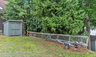 220 Way Ln, Bridport, VT 05734