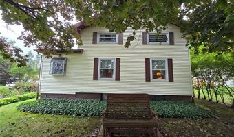 86 S MAIN St, Albion, PA 16401