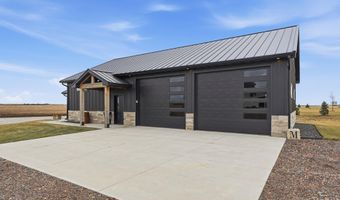 18228 London Ave, Beatrice, NE 68310