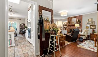 1502 Millcreek Dr, Arkadelphia, AR 71923