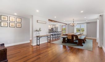 37 Trolly Farm Way, Falmouth, ME 04105