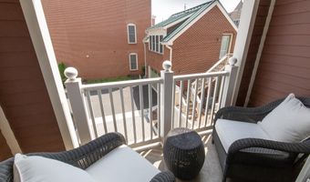 2203 RICHMOND Hwy 101, Alexandria, VA 22301