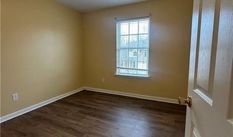 1943 Oakbluff Dr, Austell, GA 30106