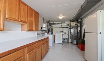 214 W Hintz Rd, Arlington Heights, IL 60004