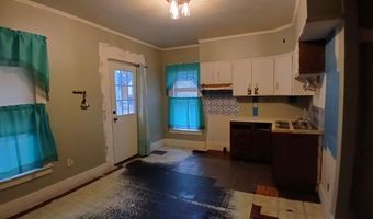 12 Pleasant St, Barre, VT 05641